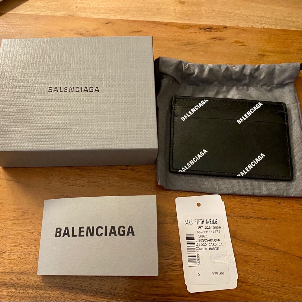 NEW Balenciaga Logo Black Leather Card Case - Picture 1 of 5